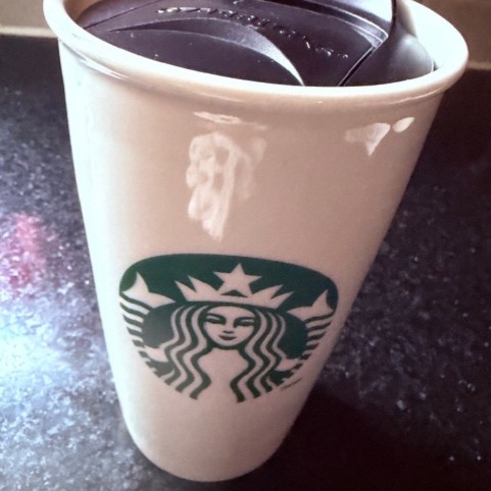 Starbucks Ceramic Travel Mug Tumbler 12 oz With Lid 2011 Pre Owned